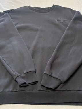 Puma Men's Dark Gray Crewneck Sweatshirt